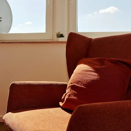 'traveller Lodge' Grosszuegiges - 3 Bedroom 10min To Hbf, Full Kitchen, Homeoffice, Netflix, Wifi