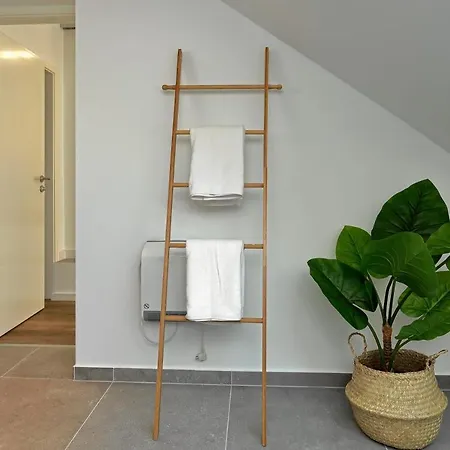 'traveller Lodge' Großzügiges - 3 Br, 10min To Hbf, Full Kitchen, Homeoffice, Netflix, Wifi *