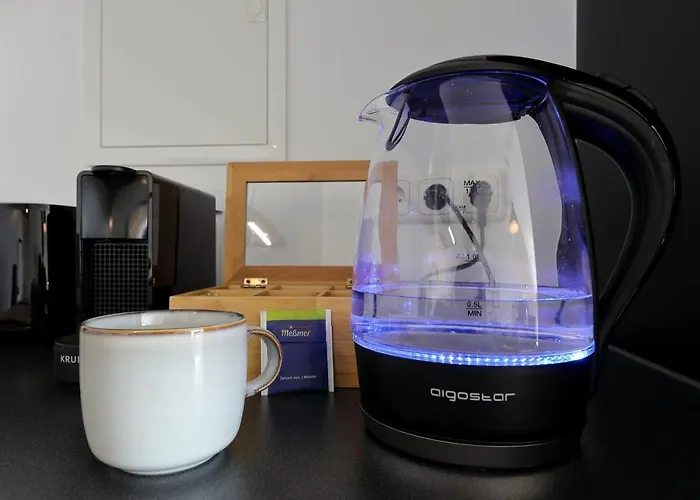 'traveller Lodge' Grosszuegiges - 3 Bedroom 10min To Hbf, Full Kitchen, Homeoffice, Netflix, Wifi Apartament Düsseldorf